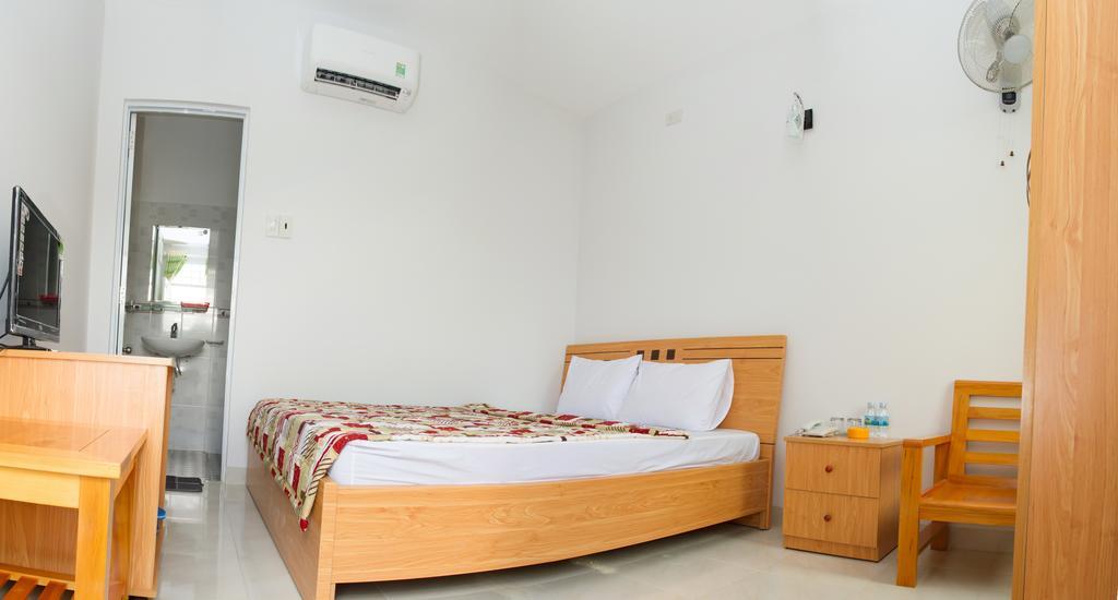Dong Hai Hotel Nha Trang Chambre photo
