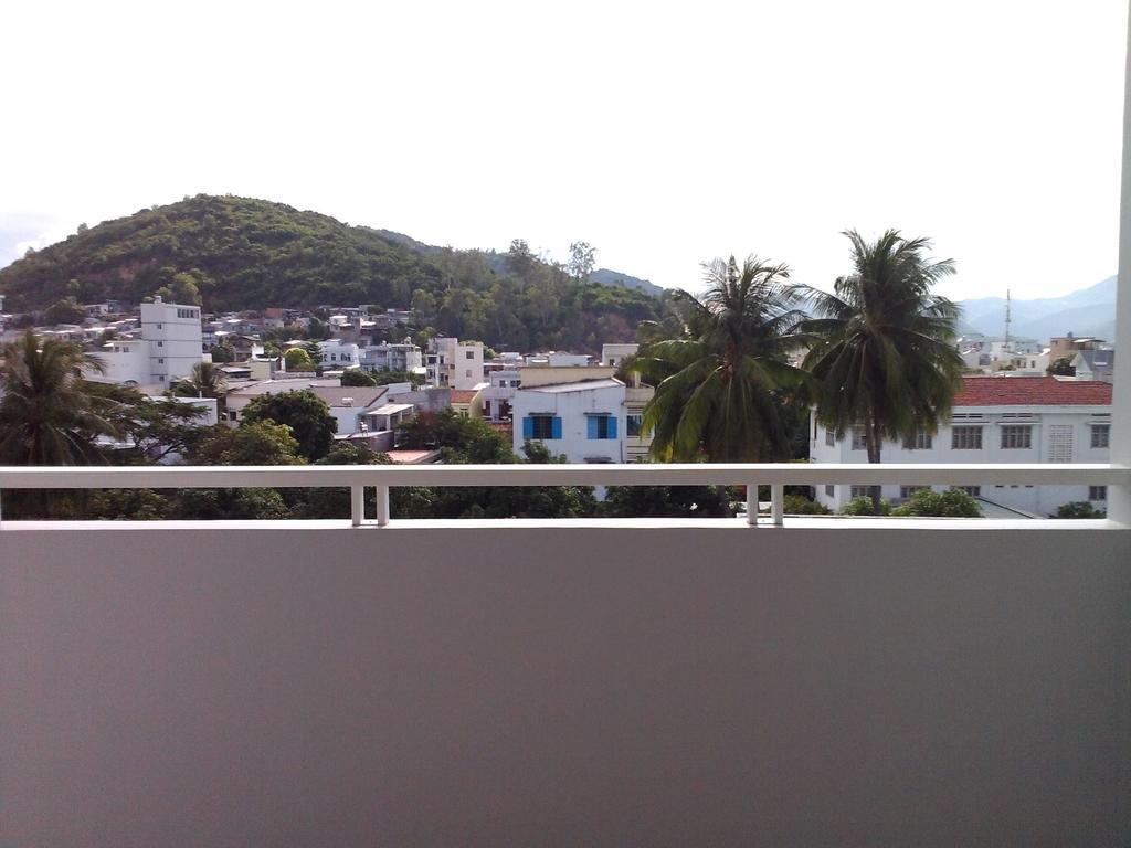 Dong Hai Hotel Nha Trang Chambre photo